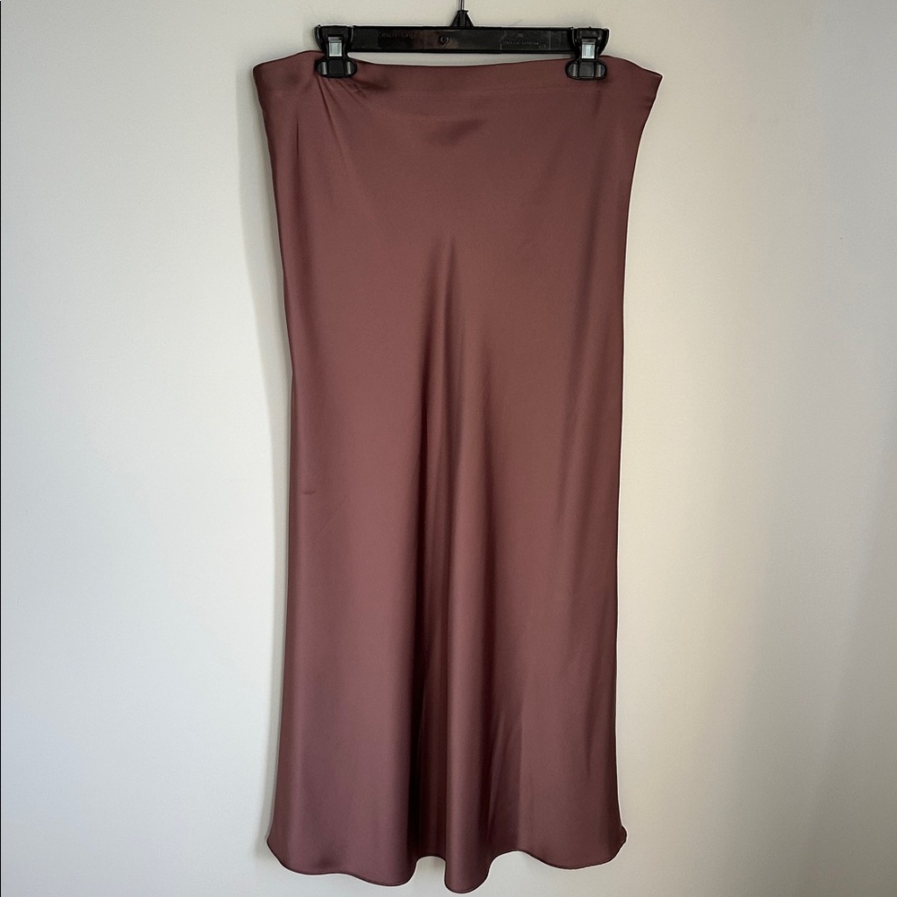 Zara satin midi skirt size 12-14. Waist 17 in flat lay. - Picture 4 of 6